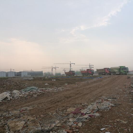 �Ϸ�XXX���޹�˾���е�λ�ںϷ��Н�ˮ·���ϡ����\·�Ԗ|һ�ڳ��(zh��n)סլ�õ؇�(gu��)������ʹ�Ù�(qu��n)��Ѻ�r(ji��)���u(p��ng)��