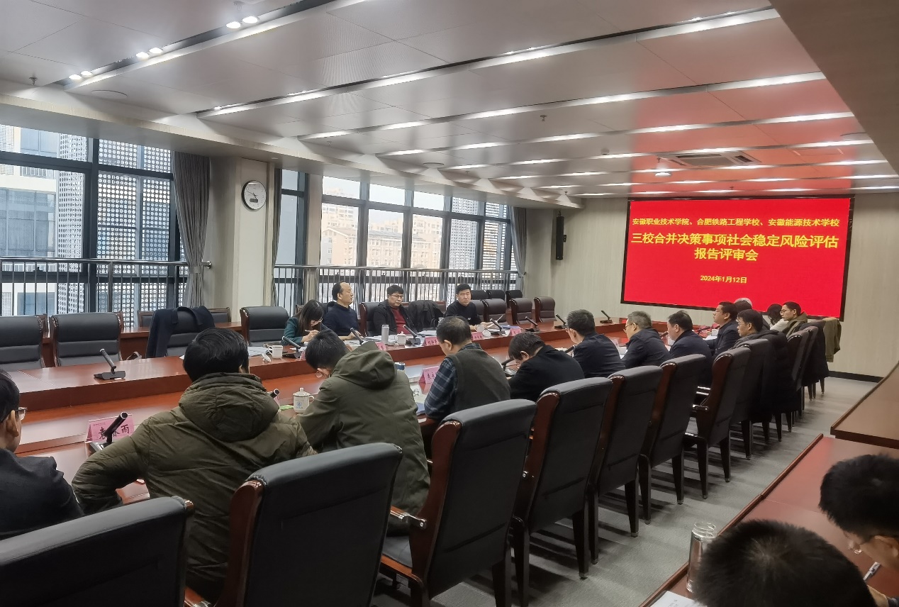 �����I(y��)���g(sh��)�W(xu��)Ժ���Ϸ��F·���̌W(xu��)У��������Դ���g(sh��)�W(xu��)У��У�ϲ��Q�����(xi��ng)���(hu��)��(w��n)���L(f��ng)�U(xi��n)�u(p��ng)��